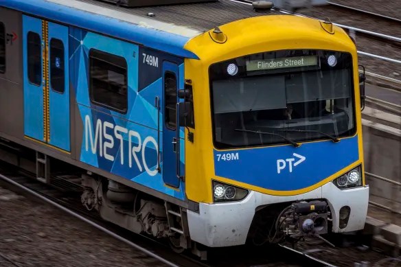 Melbourne train strike threat as metro trains hits deadlock with staff