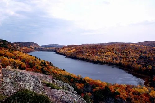 lake of the clouds, again