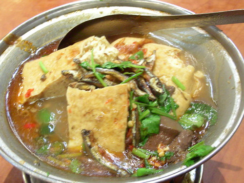 深坑：吃起來普通的麻辣臭豆腐