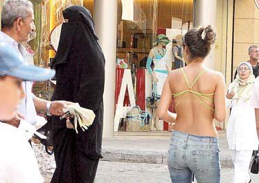 niqab vs bikini
