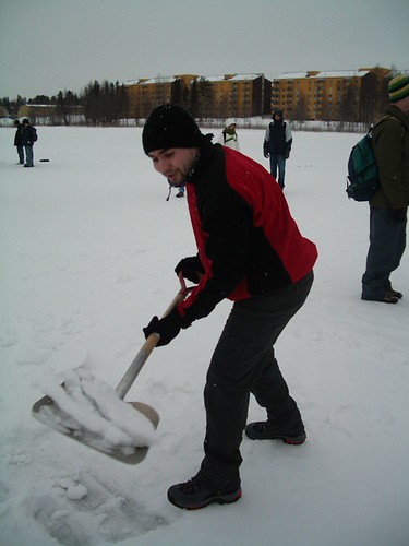 Jorge dándole a la pala