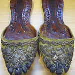 peranakan Slippers (pair), 'frog shoes', leather/ cardboard/ cloth/ hemp/ metal thread/ beads, with embroidered uppers, Nyonya women, Malacca, Malaysia, c.1900