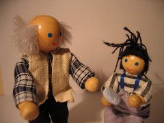 Jimmy shows Granddad his unique light blue iPod-Video-MP3-Photo-Telephone Thingy