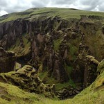 Fja&eth;r&aacute;rglj&uacute;fur - the Canyon of the Feather