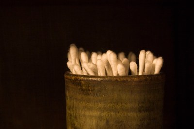 Cotton buds (1 of 2)