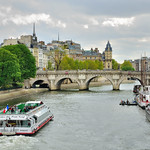 Paris : The Pont Neuf - EXPLORE