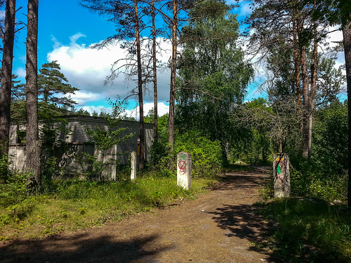 Apleista ry&scaron;ių bazė
