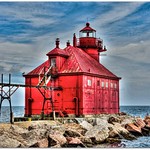 Canal Pierhead Lighthouse - Explore