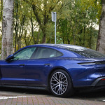 Porsche Taycan 4S