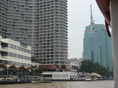 Bangkok, orilla del río.