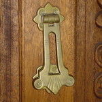 Knocker