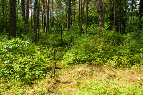 Senosios Geležių- Antakalnių kaimo kapinaitės