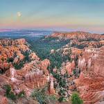 Moonrise over Bryce Canyon