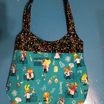 Portlander Shoulder Bag, from Everyday Handmade book. Lab Animals fabric!