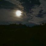 La luna y las nubes / The moon and the clouds