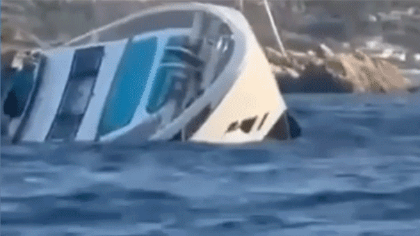 Luxury Yacht Sinks Just Days After Delivery – Inside the $9M Disaster! (2026)