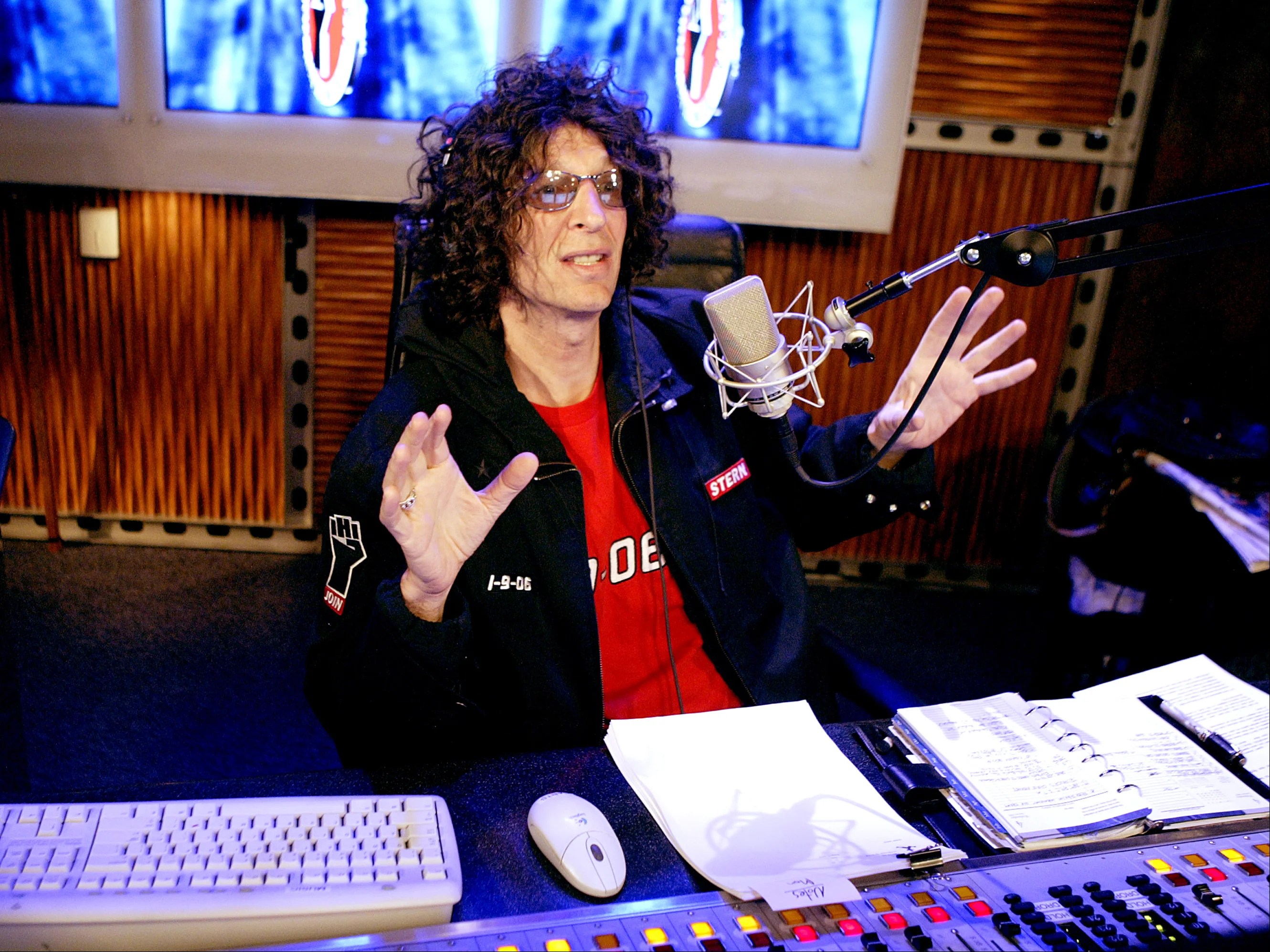 Howard Stern’s iconic radio show is facing cancelation as his 0M Sirius contract nears its end