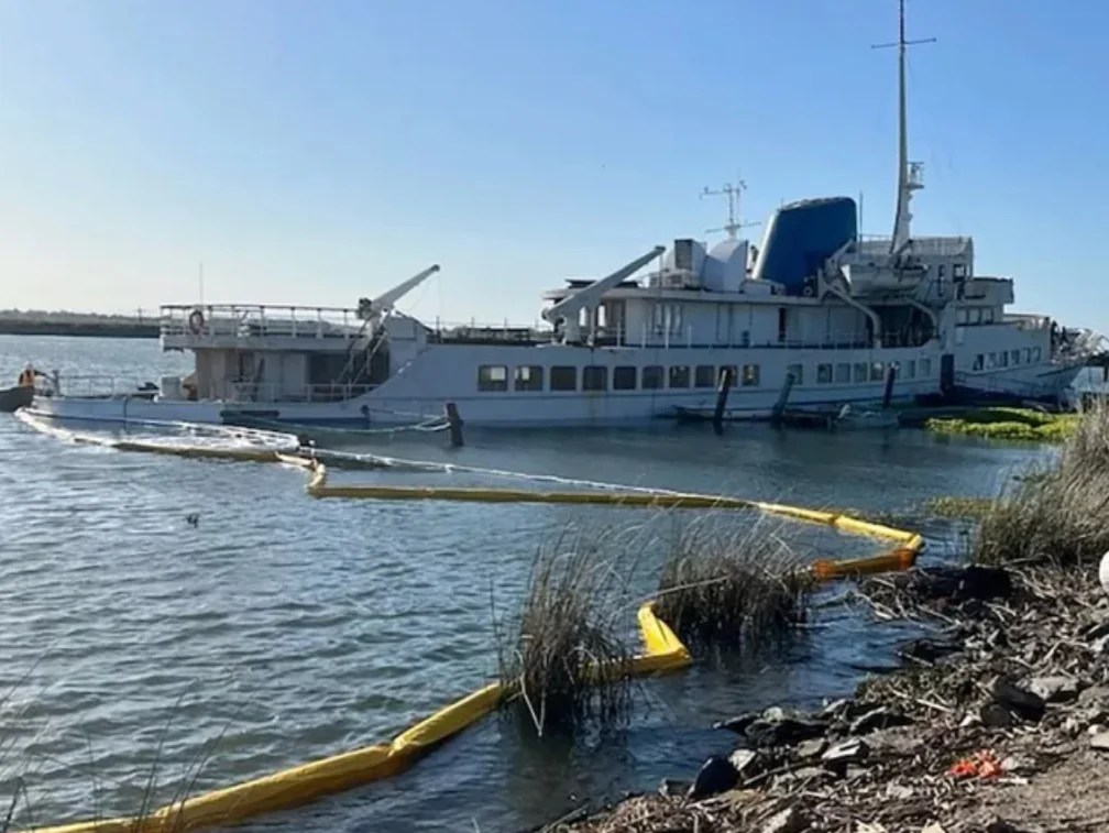 Utah man bought cruise ship on Craigslist – now it’s sinking after m restoration