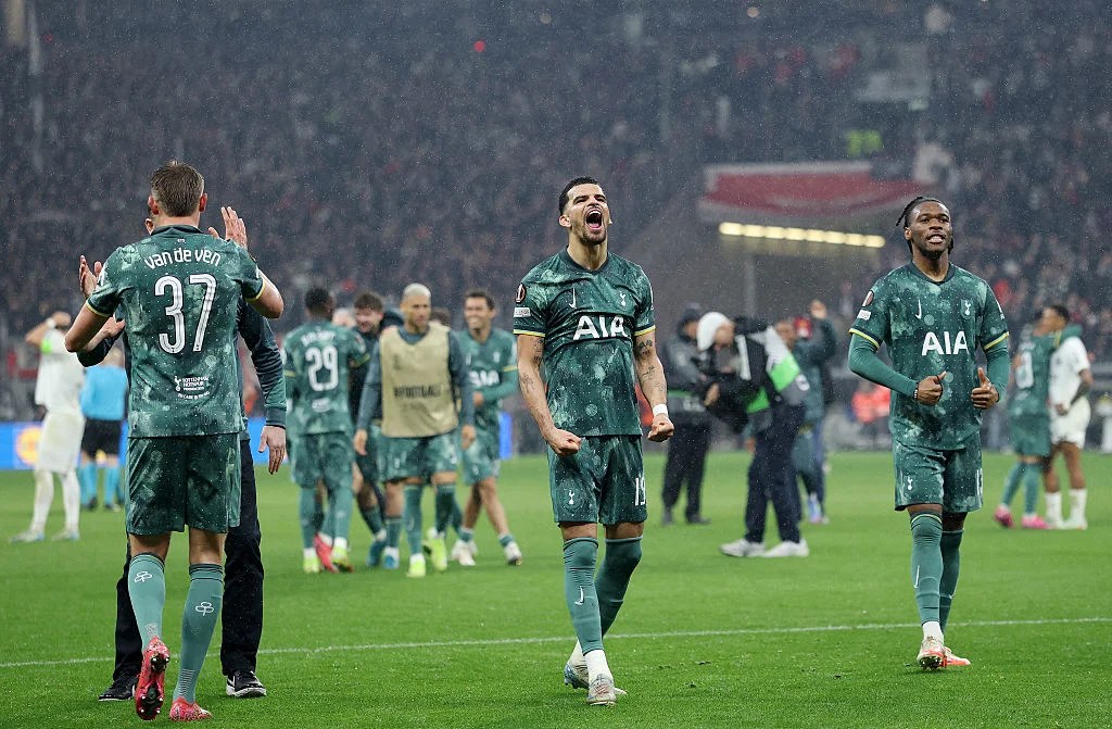 Composed Dominic Solanke penalty fires Tottenham into Europa League semi-finals