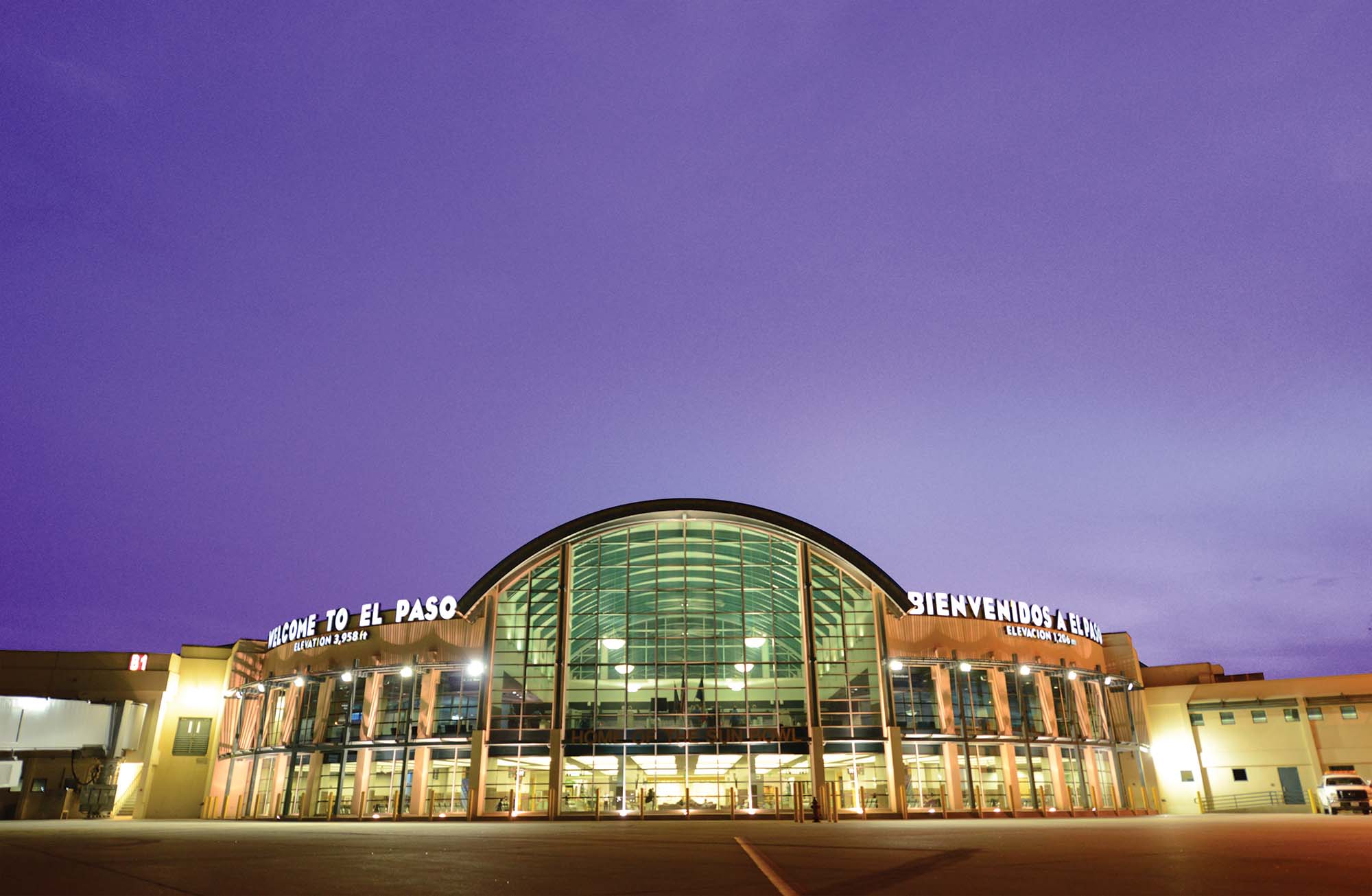 El Paso Airport Closure: All Flights Grounded for 10 Days! (2026)