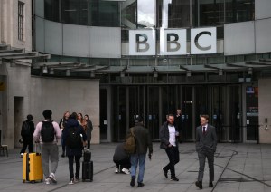 500,000 UK households cancel their BBC TV licence in a year