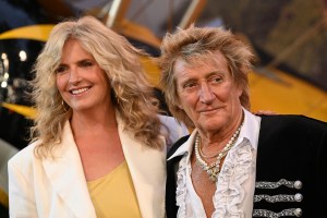 Penny Lancaster provides health update on husband Rod Stewart after heart operation