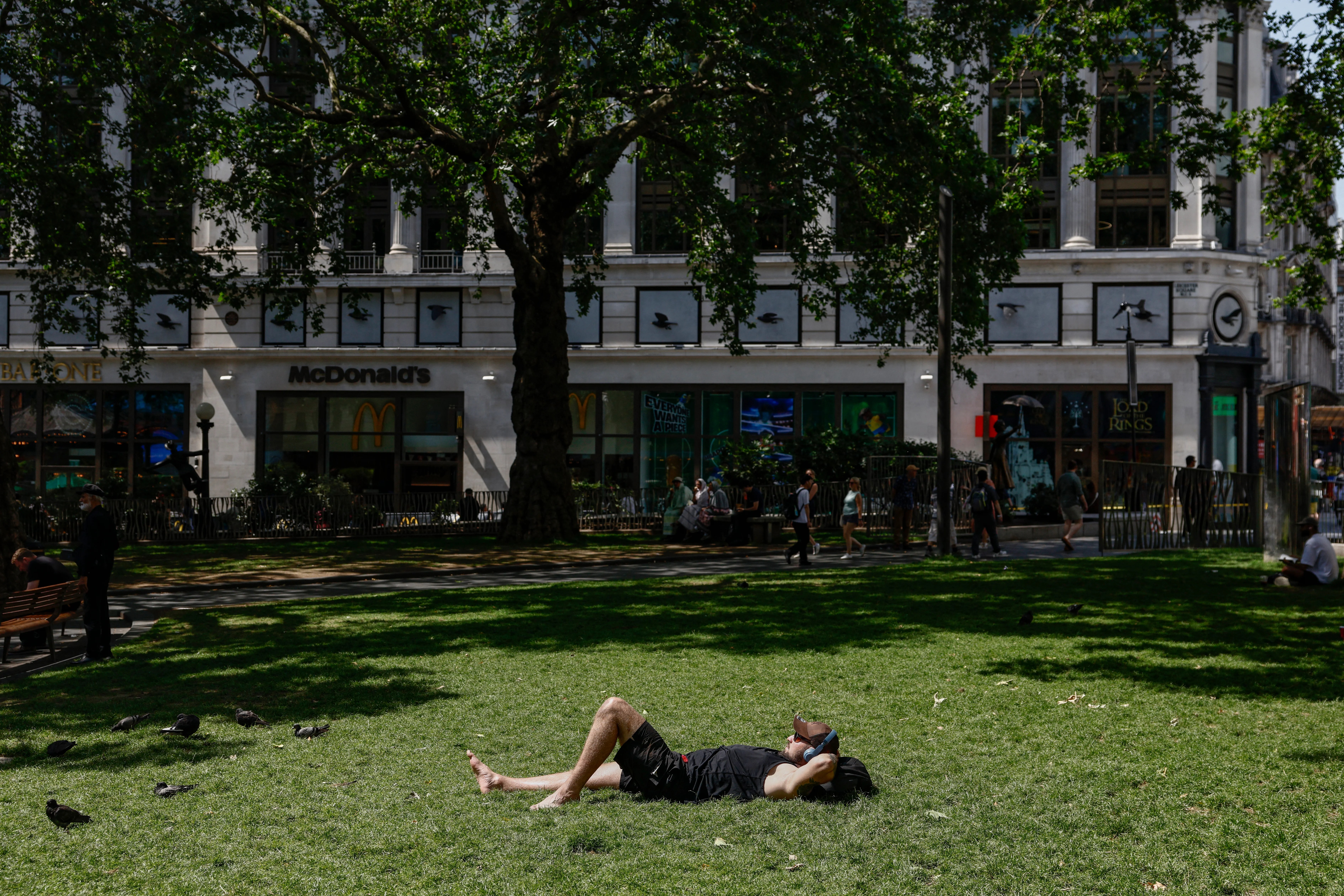 Lost sleep, wasted food, and hot offices: The true impact of heatwaves on Britons
