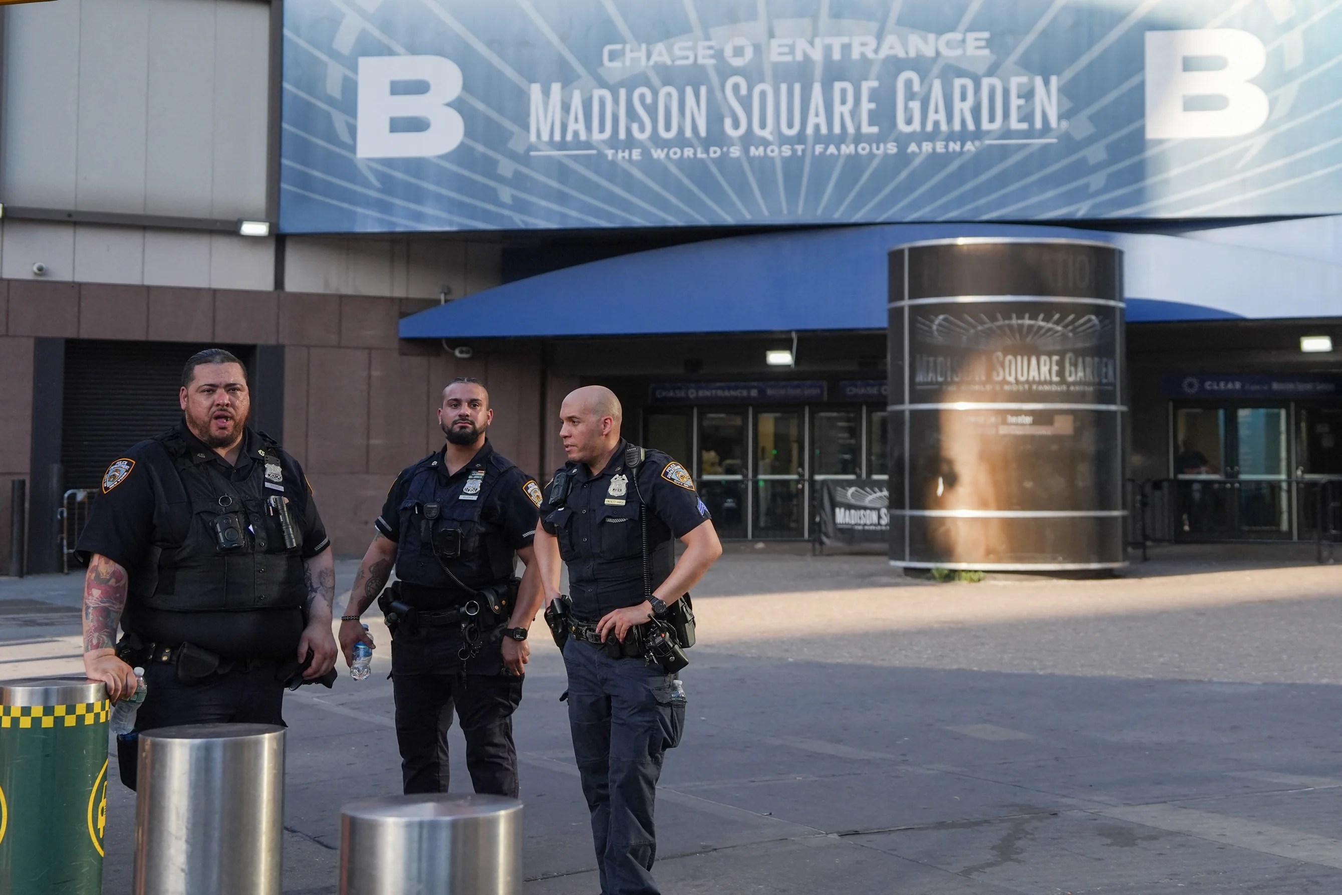 Cops at Taylor’s Swift wedding fume over heat and overtime to keep her big day under wraps: report