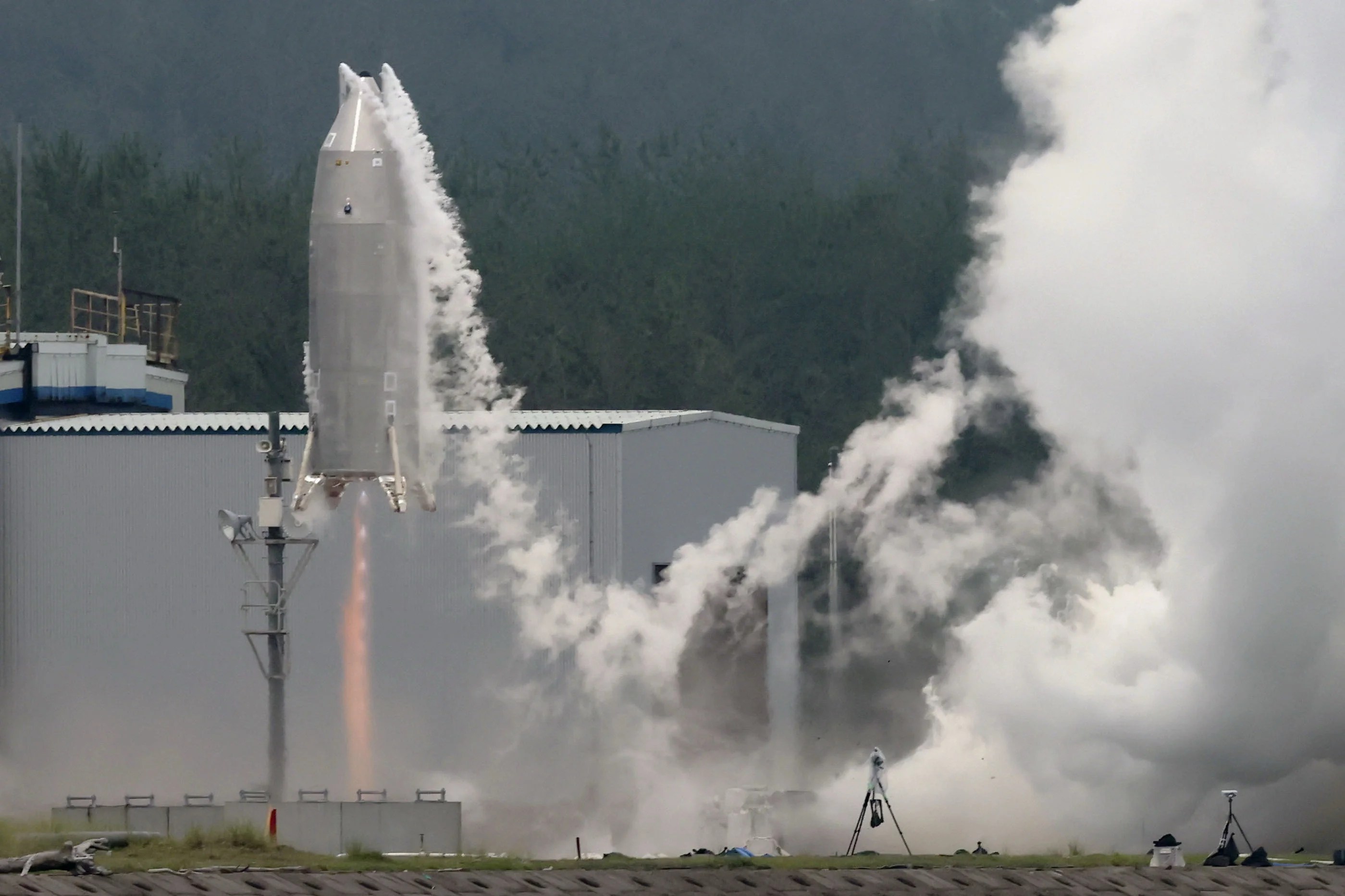 Japan’s JAXA Achieves Historic Reusable Rocket Landing | RV-X Milestone Explained (2026)