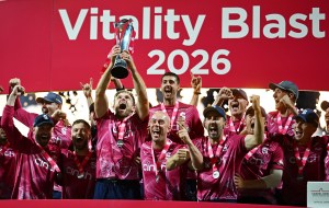 Northamptonshire hold off Hampshire to secure record-equalling T20 Blast title