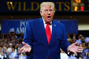 Iran-US war latest: Houthis strike Saudi oil tankers as Tehran warns Trump of ‘eye for an eye’ response