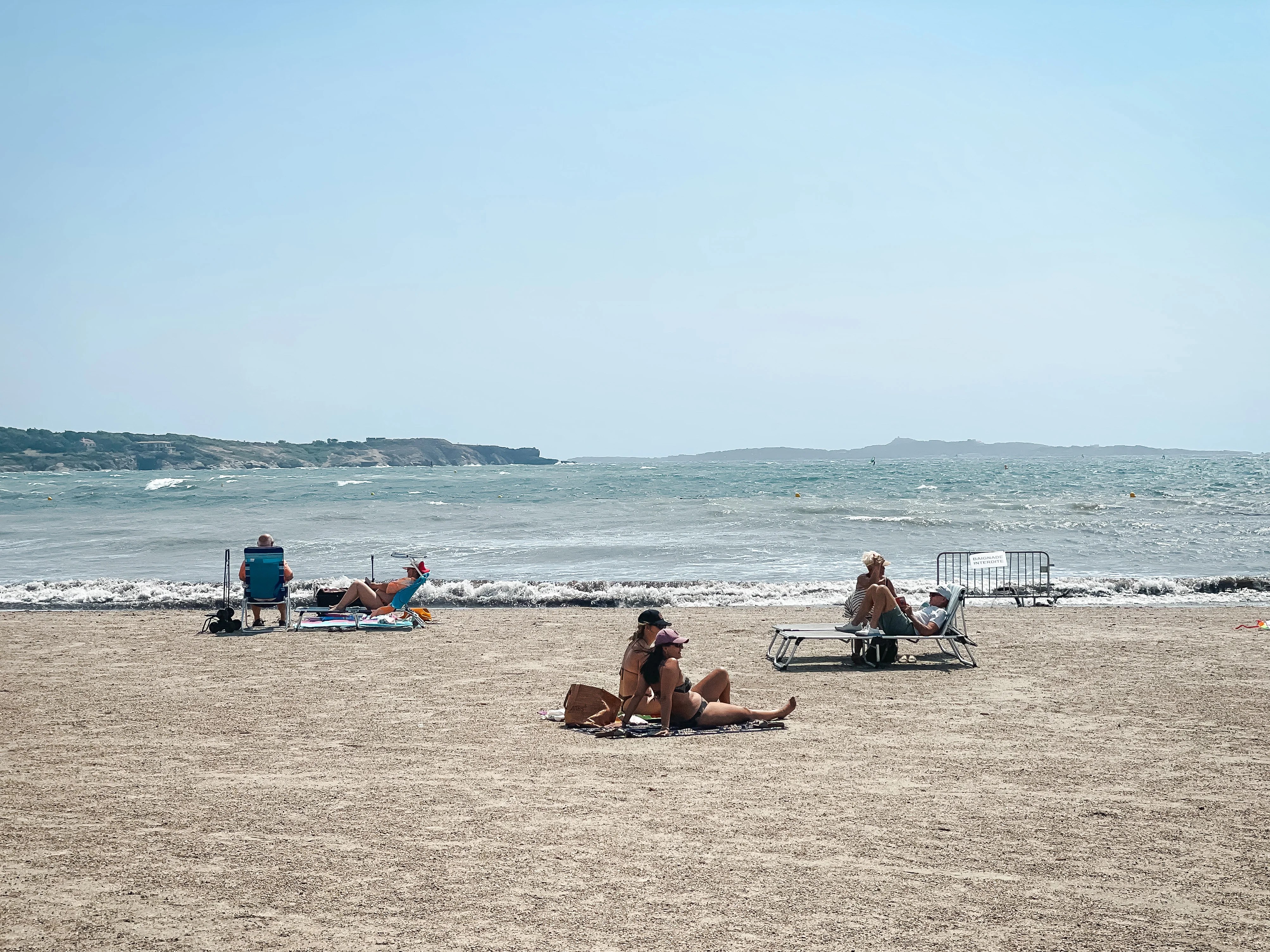 UK Holiday Stress: Money Worries on Vacation (2026)