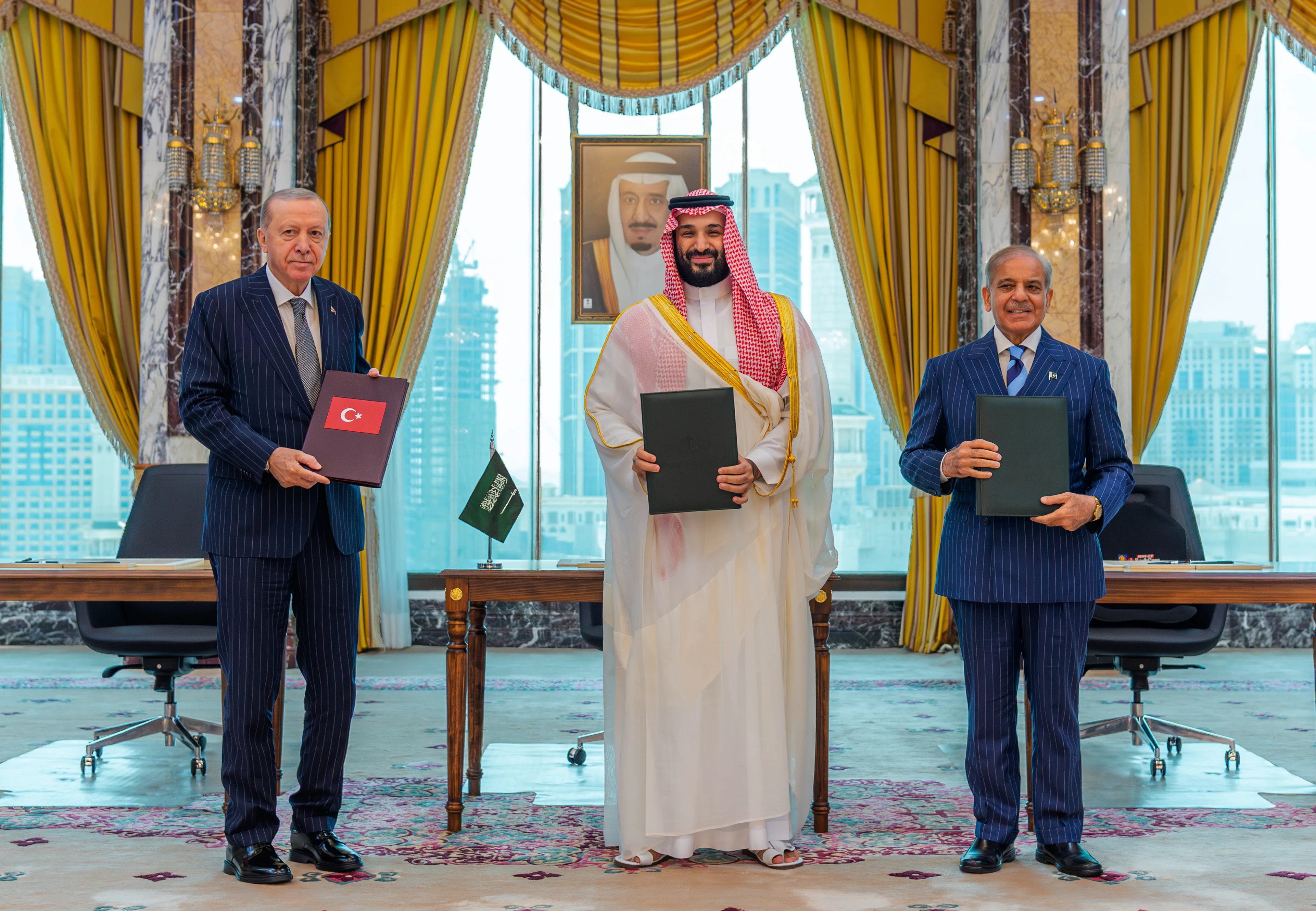 Trump's Middle East Strategy Crumbling: The Rise of a 'Muslim NATO' Alliance (2026)