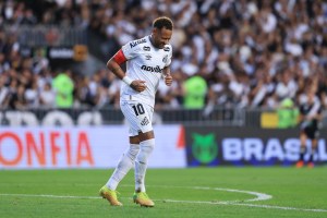 neymar becomes first player forced off pitch under new time wasting rule set for premier league trial