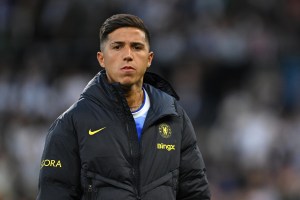 Enzo Fernandez close to £120m Man City move after absence from Chelsea squad