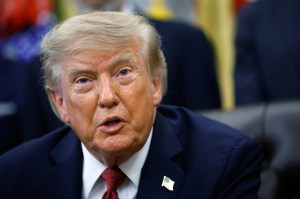 iran us war latest trump vows to hit iran hard after two sides exchange fresh strikes