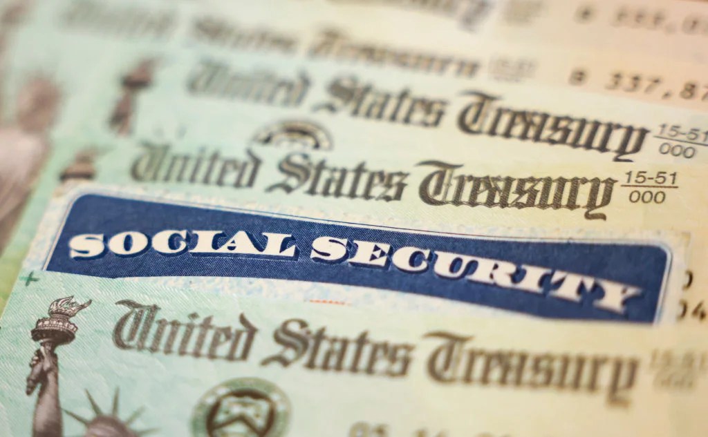 Social Security Update: Potential $2,400 Annual Raise Under New Plan (2026)