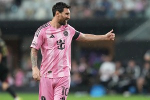 Lionel Messi set to buy second Spanish football club