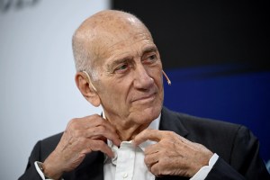 Former Israeli prime minister backs UK’s sanctions on West Bank settlers