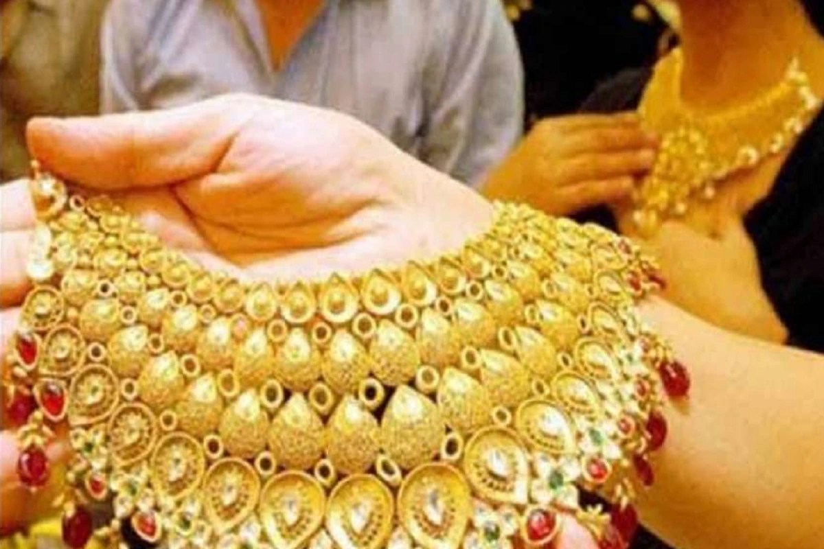Gold price today, 21 march 2021: gold rates drop again. check prices
