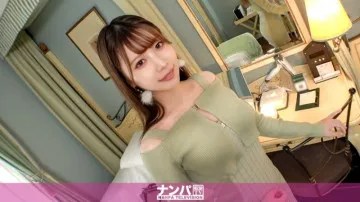 "[Fair-Skinned Beauty Appears] She Looks Demure, But Once She Takes Her Clothes Off, She Switches On!!? She's The Best Girl Who Loves Int...