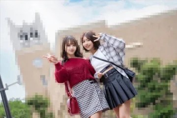 [Waseda University, Faculty Of Economics, 4Th Year] Close Friends, Both Female University Students, Let Loose And Have A Four-Way Orgy Wi...