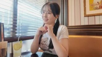 "The pinnacle of voluptuous body [Momo, 20 years old]. A man's devotion to intimate sex will leave you bewildered! The ultimate huggabili...
