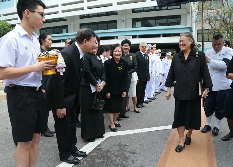 สมเด็จพระเทพรัตนราชสุดาฯ สยามบรมราชกุมารี เสด็จฯ ไปทรงเปิดงานประชุมวิชาการ “Thailand International Science Fair 2017” เพื่อเปิดโอกาสให้นักเรียนชั้นมัธยมศึกษาตอนปลายจากทั่วโลก นำเสนอผลงานโครงการวิทยาศาสตร์ เพื่อให้ครูและนักเรียนได้แลกเปลี่ยนประสบการณ์ทางวิชาการ โดยมีผู้เข้าร่วมงาน 296 คน จาก 45 โรงเรียนวิทยาศาสตร์ชั้นนำทั้งในประเทศ และต่างประเทศ ณ โรงเรียนมหิดล
วิทยานุสรณ์ อำเภอพุทธมณฑล จังหวัดนครปฐม เมื่อวันที่ 6 มกราคม 2560