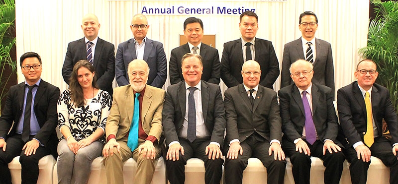 ส่งเสริมความร่วมมือ : มร.ไซม่อน แมทธิวส์ ประธานหอการค้าอังกฤษ-ไทย จัดงานประชุมใหญ่สามัญประจำปี 2560 พร้อมการเลือกตั้งคณะกรรมการชุดใหม่ รวมถึงทั้งนำเสนอกิจกรรมต่างๆ ที่จะเกิดขึ้นในปี 2560 และเพื่อกระชับความสัมพันธ์และแลกเปลี่ยนความคิดเห็นของบรรดาสมาชิก ที่ โรงแรมแลนด์มาร์ค