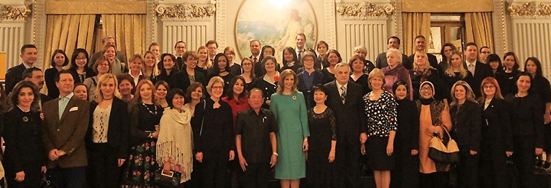 เจ้าฟ้าหญิงมาเรียแห่งโรมาเนีย เสด็จร่วมกิจกรรมฝึกสอนทำอาหารไทยและงานเลี้ยงรับรองคณะทูตานุทูตและผู้บริหารชาวโรมาเนีย ซึ่งจัดโดย คมกริช วรคามิน เอกอัครราชทูต ณ กรุงบูคาเรสต์ ประเทศโรมาเนีย (ครอบคลุมถึงสาธารณรัฐบัลแกเรีย) และดวงใจ วรคามิน ภริยา ณ โรงแรมแอทธินีพาเลซ ฮิลตัน บูคาเรสต์