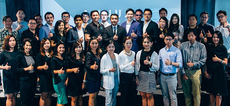 ก้าวให้ทันยุค : บุญญพัฒน์ สุวรรณมาศ กก.ผจก. บจก.เคพีเอ็น มิวสิค จัดประชุมผู้บริหารสถาบันดนตรี เคพีเอ็น กว่า 50 แห่งทั่วประเทศ เพื่อชี้แจงนโยบายและทิศทางการบริหารสถาบันดนตรีเคพีเอ็น เป็นการปรับตัวให้ทันกับการเปลี่ยนแปลงของธุรกิจดนตรี ที่ดับเบิลยู ดิสทริค คอมมูนิตี้ มอลล์ สุขุมวิท