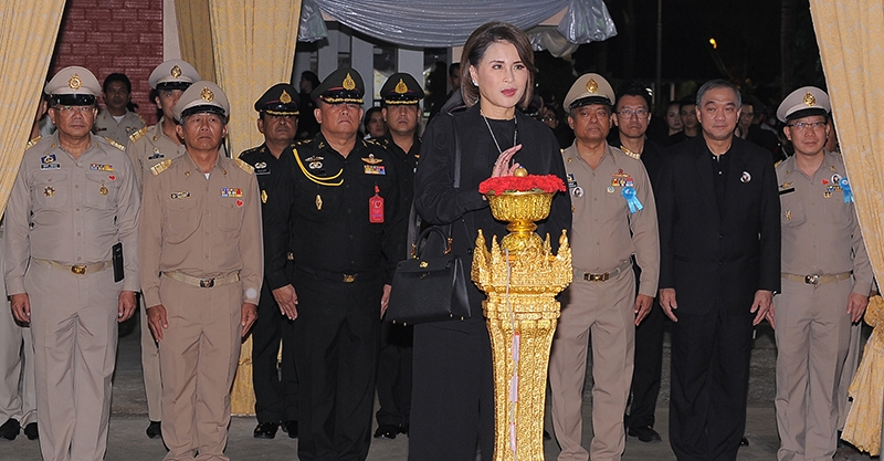 ทูลกระหม่อมหญิงอุบลรัตนราชกัญญา สิริวัฒนาพรรณวดี เสด็จทรงเยี่ยมการดำเนินงานโครงการ TO BE NUMBER ONE ทรงเปิดชมรม TO BE NUMBER ONE และศูนย์เพื่อนใจ TO BE NUMBER ONE ณ วิทยาลัยเทคนิคระนอง อำเภอเมือง จังหวัด ระนอง เมื่อวันที่ 28 กุมภาพันธ์ 2560 เวลา 17.00 น.