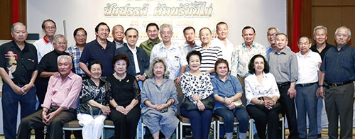 ACS รุ่น 18 สังสรรค์ : ดร.อัศวิน อิงคะกุล ประธานกรรมการบริหาร มิราเคิล กรุ๊ป นัดเพื่อนศิษย์เก่าโรงเรียนอัสสัมชัญศรีราชา รุ่น 18 สังสรรค์ต้อนรับปีใหม่ 2560 โดยมี ดร.นรสีห์ ตระกูลช่าง, พีระพล ชนะพันธ์, พยนต์ ฤทัยวิลาวัณย์, มงคล สุนทรสุข, ประยูร ปิยะ, ธรรมนูญ ตระกูลยุทธชัย และเพื่อนๆอัสสัมชัญศรีราชาร่วมรุ่น สนุกสนานกันอย่างครึกครื้น ที่ โรงแรมมิราเคิล แกรนด์ คอนเวนชั่น หลักสี่