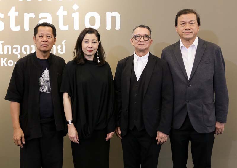 เฉลิมชัย โฆษิตพิพัฒน์,ชฎาทิพ จูตระกูล, ศ.ถาวร โกอุดมวิทย์ และ ศ.ดร.อภินันท์ โปษยานนท์ ร่วมเปิดนิทรรศการ“กราบ สักการะ”